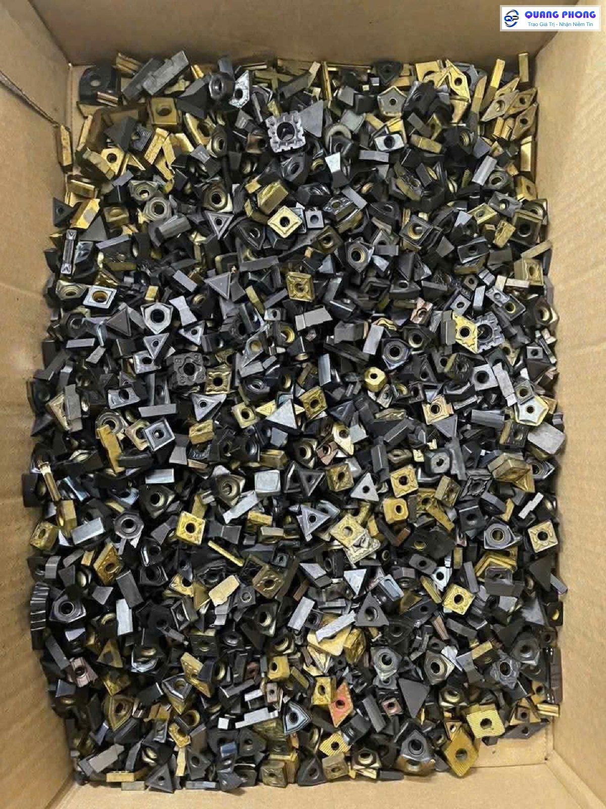 Thùng mảnh dao tiện phay hợp kim carbide đã qua sử dụng